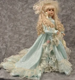studio 7 Dolls Brooke Fashion