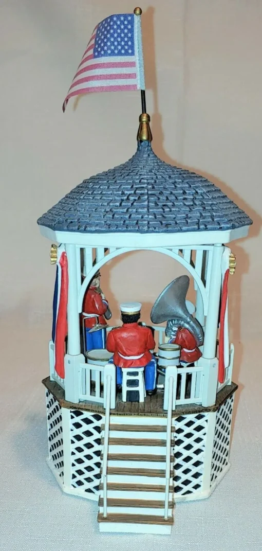 Department 56 Cic, Gazebo Music Box "Stars And Stripes Forever", 56.55502, Christmas In The City Clearance