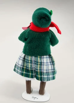 Byers Choice Carolers^Byers Choice Family With Cardinals Girl, , 111G