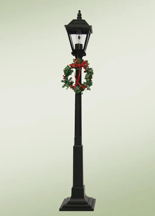 Byers Choice Carolers^Byers Choice Lamp-Post, , 622