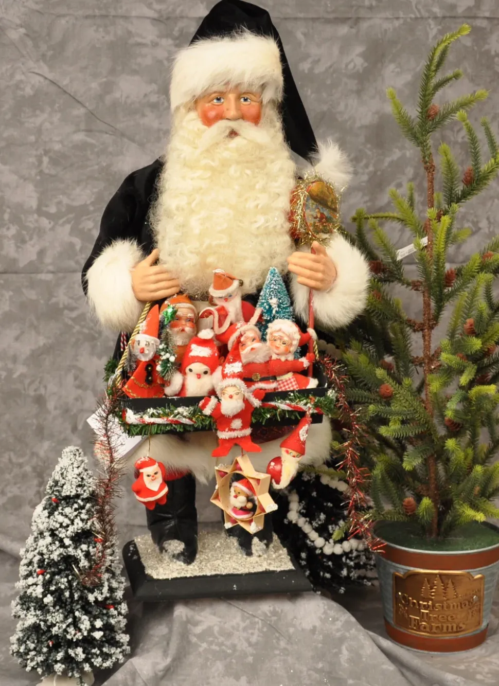 Santas^Elaine Roesle St Nick Selling Santa's